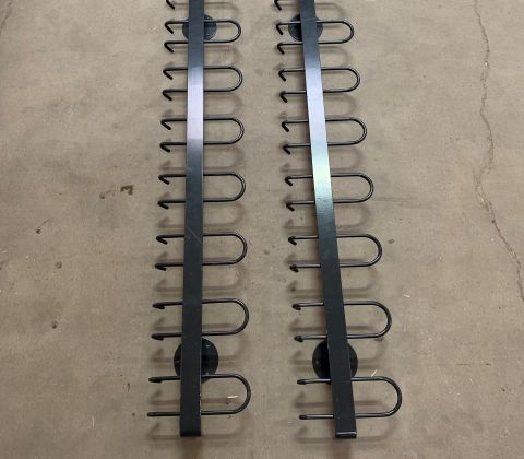 Knagerækker 2 stk,  2. Sort. SPAR 35 % 