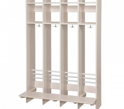 Garderobe - 4 rum og en bænk