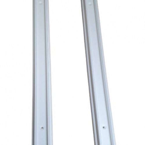 Plastskinne til bakker