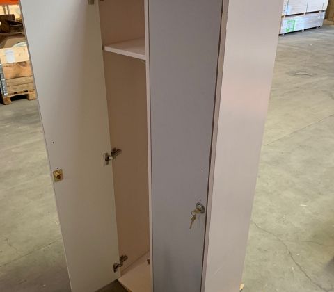 Garderobeskab 2 rums med låger