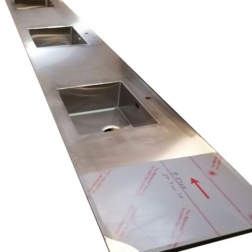 Stålbordplade med 3 x ST500 vaske