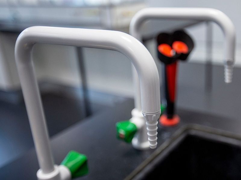 Europaskolen-Science-armatur.jpg Europaskolen-Science-armatur.jpg