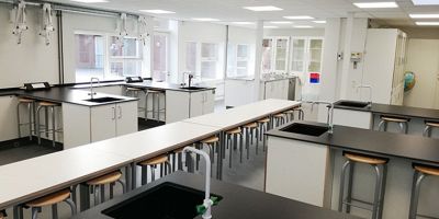 Hundige-School-Physics-Laboratory